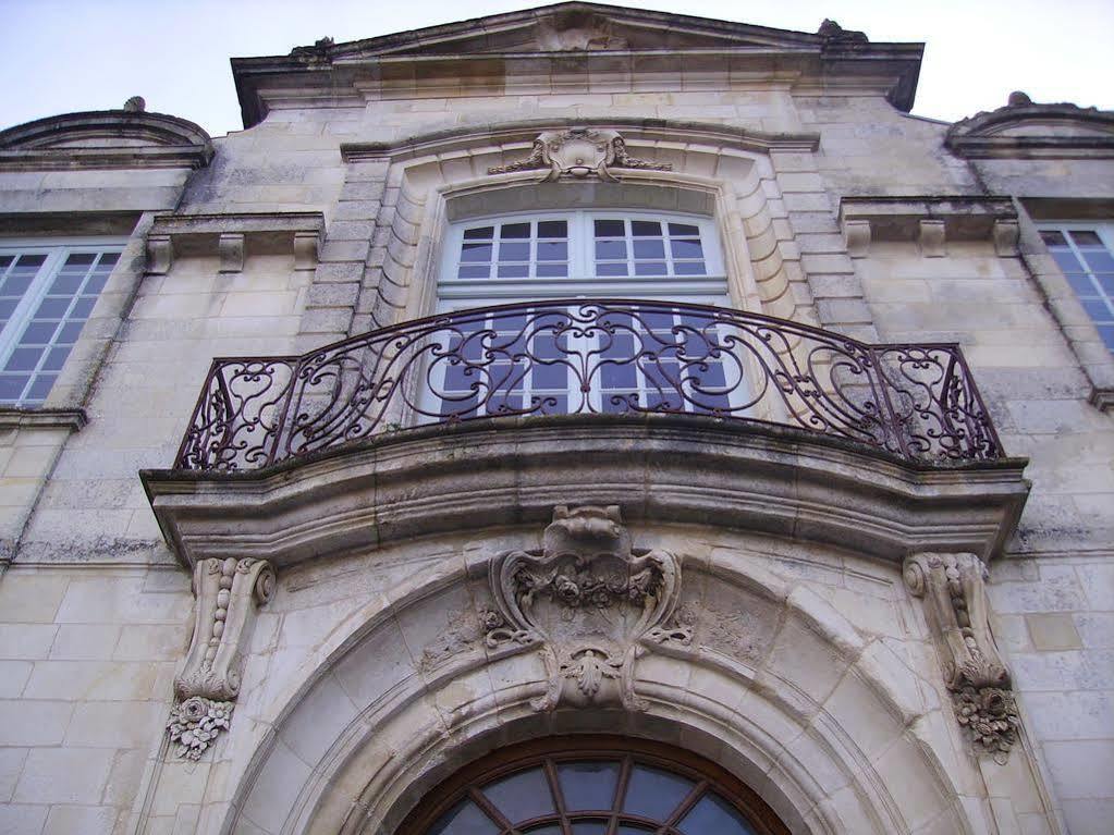 Abbaye Royale Hotel Saint-Jean-dʼAngély Eksteriør billede